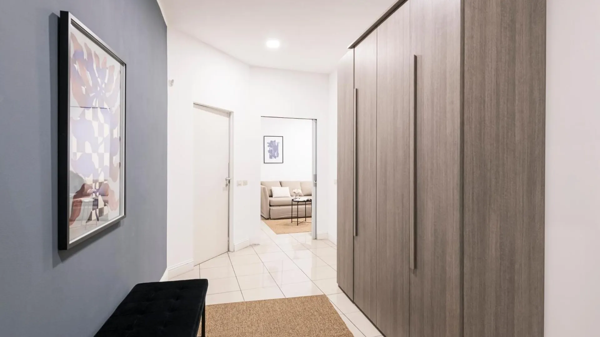 Easylife - Elegante E Rifinito Appartamento Vista Duomo In Piazza San Babila Milano